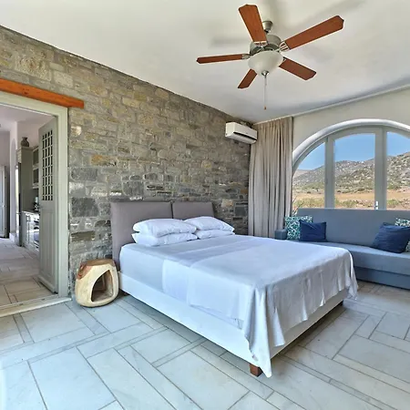 Oscar Villa, 180 Panoramic Sea Views And Pool Villa Aspro Chorio