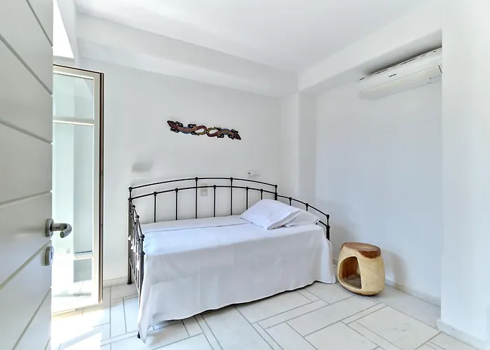 Oscar Villa, 180 Panoramic Sea Views And Pool